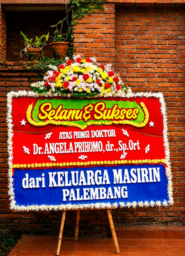 Pesan bunga papan puspaloka